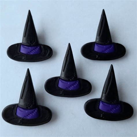 Minnie mouse witchcraft hat